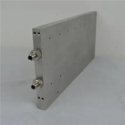 Vákuumforrasztott folyékony hideglemez